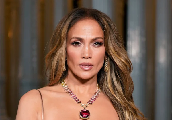 Jennifer Lopez, The Enduring Powerhouse of Global Entertainment