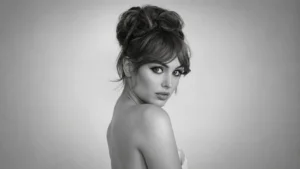 Jackie Wyers, Where Vintage Glamour Meets Modern Beauty