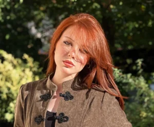 Cansu Delbesso, The Light That Beauty Cannot Conceal